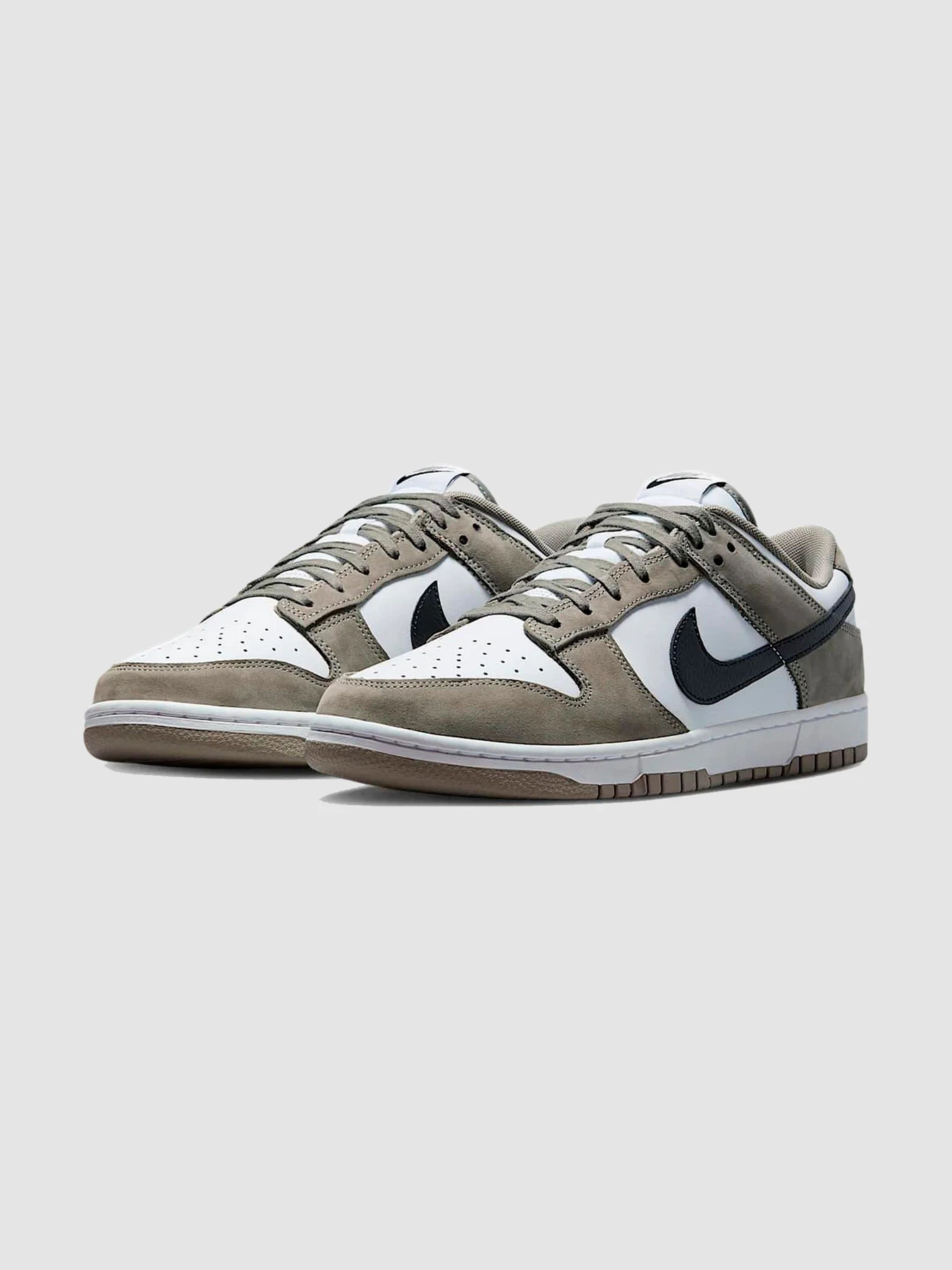 Кросівки NIKE Dunk Low модель IB3079-300 Кросівки NIKE Dunk Low модель IB3079-300 Фото
