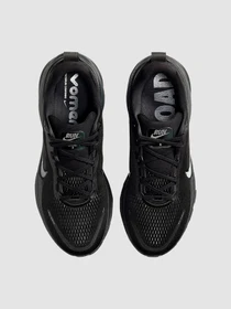 Кросівки NIKE Vomero 18 модель HM6803-005 Фото