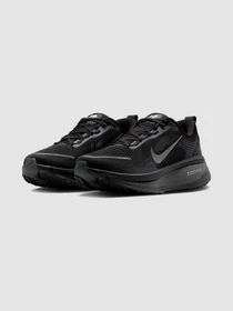 Кросівки NIKE Vomero 18 модель HM6803-005 Фото